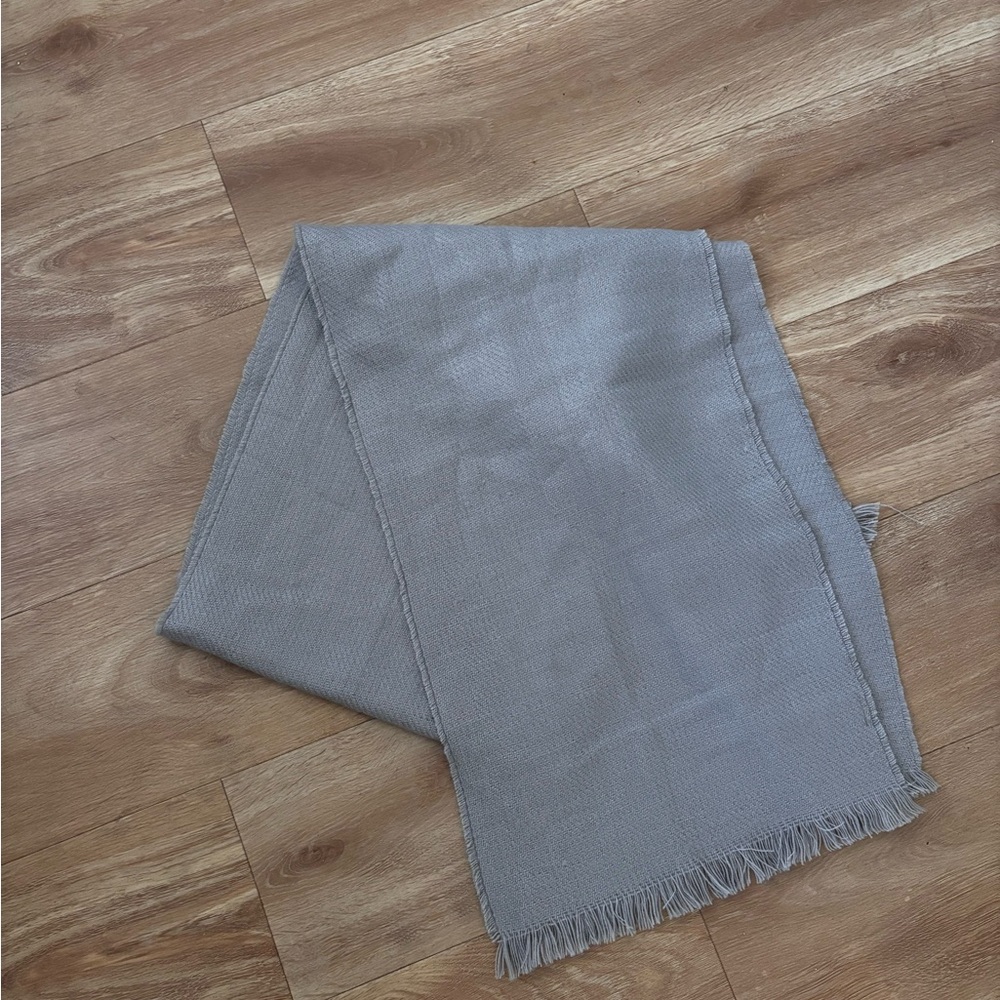 Steve Madden Light Gray Fringed Scarf